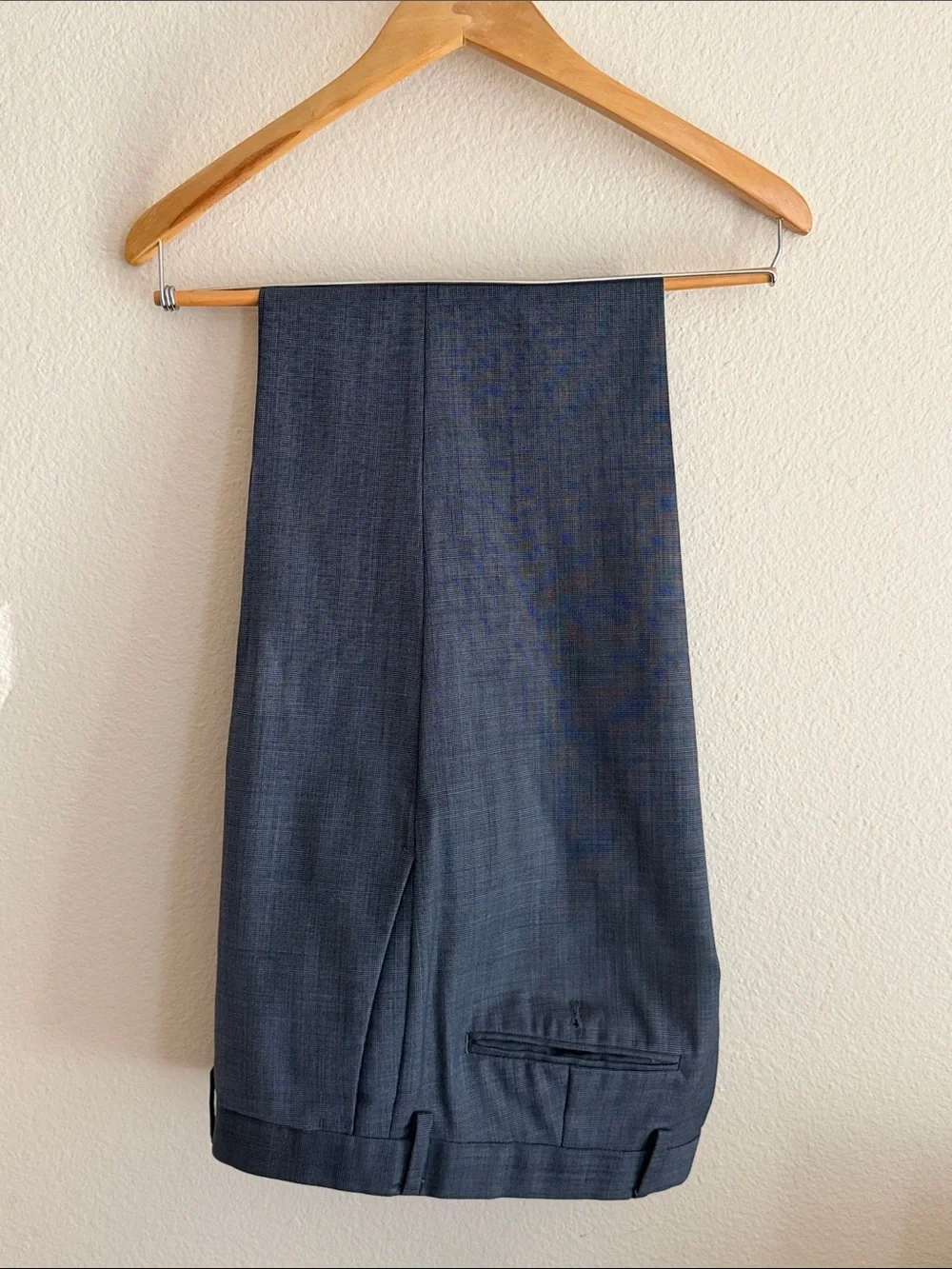 Banana Republic Men's Dress Pants in Navy Blue 33/34
